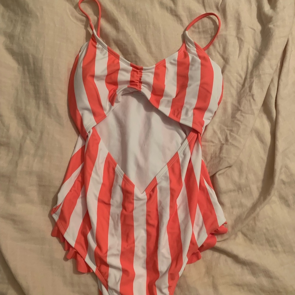 New! Bathing suit stripped with cut out